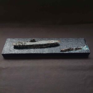 Diorama hundimiento portaaviones Ark Royal.